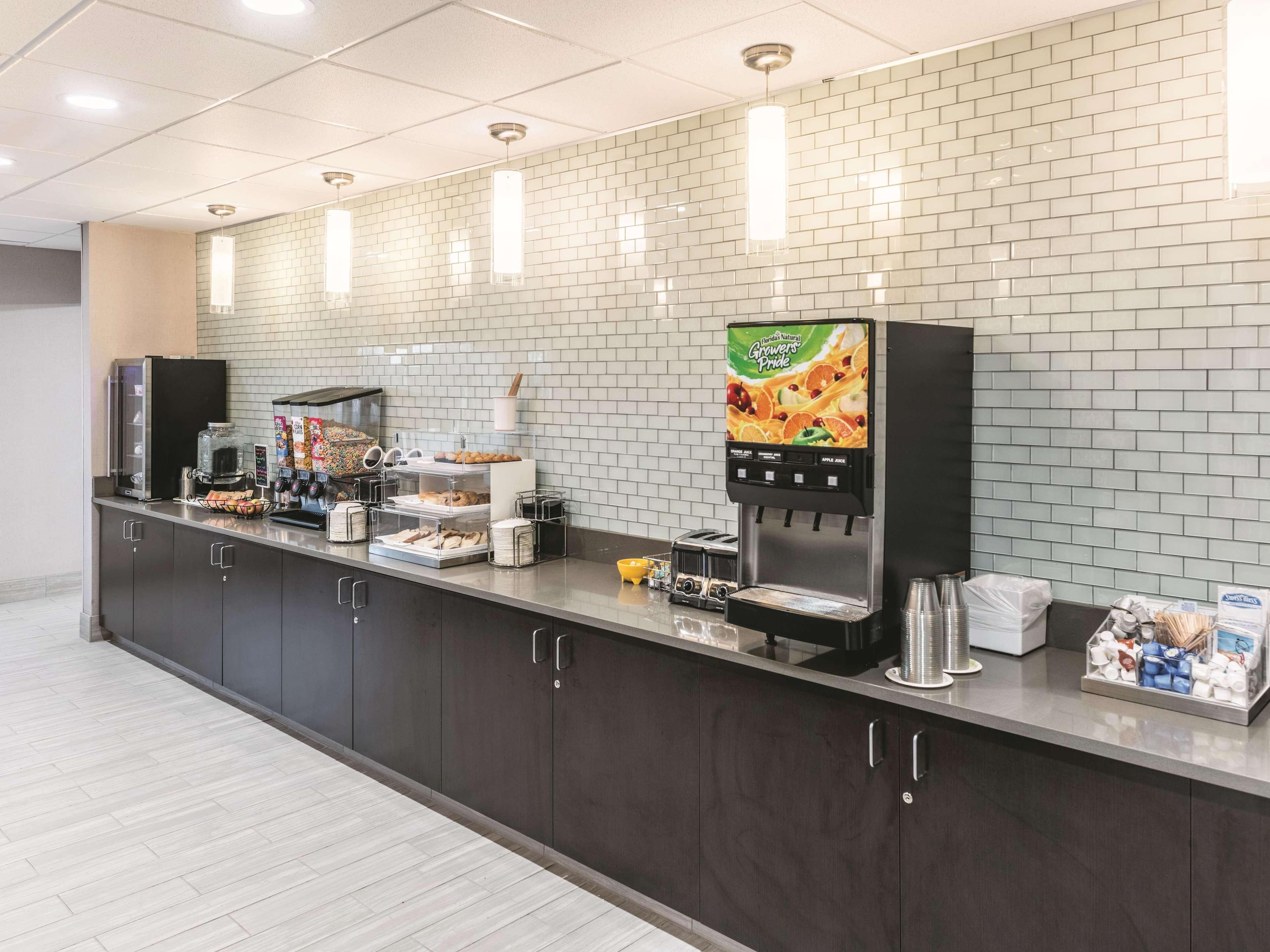 La Quinta Inn & Suites By Wyndham Walla Walla Exteriör bild